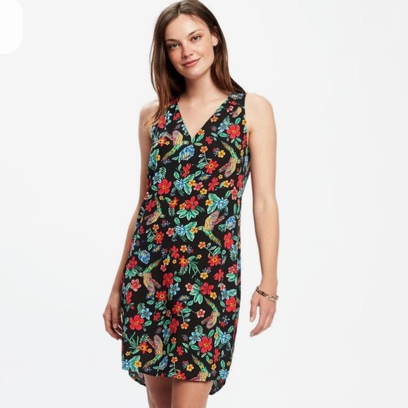 Old Navy Dresses & Skirts - Old Navy Sleeveless Cutout Back Shift Dress Black Floral XS Rayon Viscose